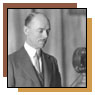 Harry P. Brown - mieux connu sous le nom d'H.P. - était le premier directeur de studio de CKUA, en addition de servir comme annonceur, spécialiste d'effets sonores, chargé de cours du département d'extension de l'Université de l'Alberta... et mécanicien.