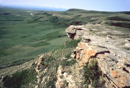 Head-Smashed-In Buffalo Jump: a view along the escarpment.