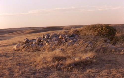 Sundial Hill Medicine Wheel: The central cairn at Sundial Hill contains hundreds of boulders and a story that is as yet untold. But these secrets do not detract from the spirit of the place, which still has the power to speak to us of ancient mysteries.