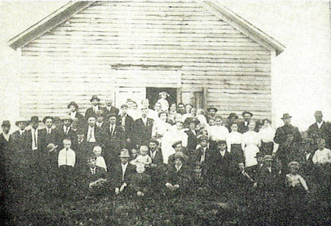 Linda Hall was officially opened in 1911 to serve the needs of Estonian Pioneers near the Stettler and Big Valley settlements.