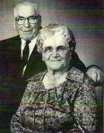 August and Lily Moro celebrate their 60th wedding anniversary in Red Deer, 1987. 