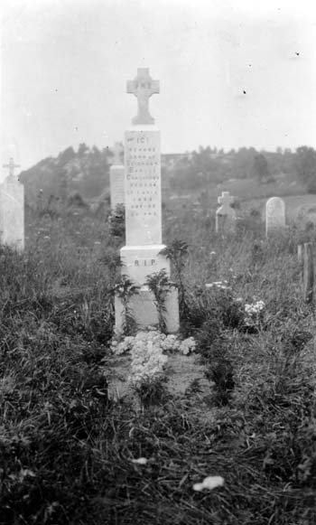 Grave of Basile Chalifoux