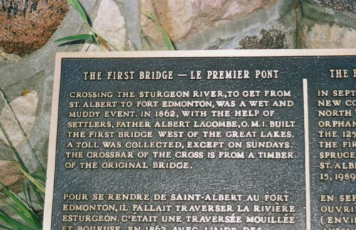 Premier pont de Saint-Albert.