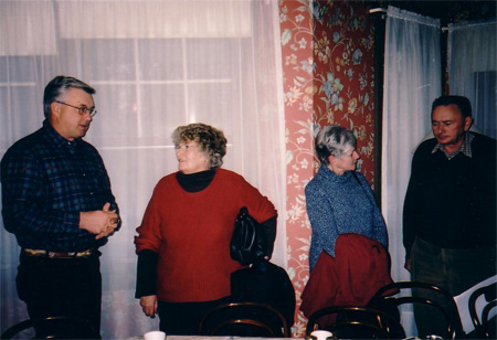 l to r: Ron Hennel, Maria Posti, Helle Kraav and Allan Posti attend the formative meeting of the Alberta Estonian Heritage Society in Red Deer, 2004